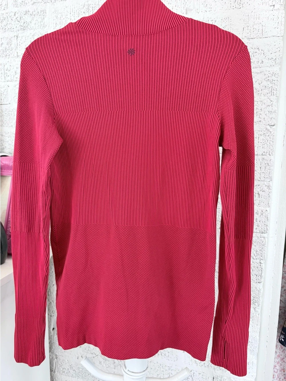 Athleta Flurry Red Ribbed Turtleneck Top Sweater in Canyon Red - Women's Medium